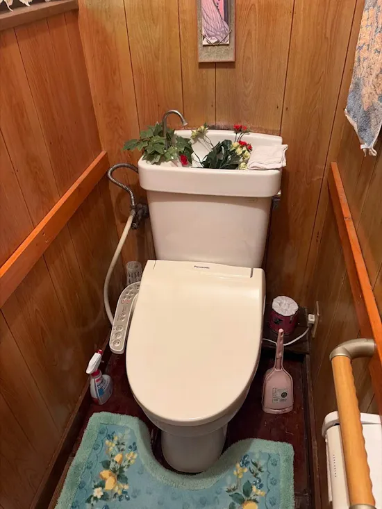 工事前　山梨県富士吉田市のお客様のトイレ工事