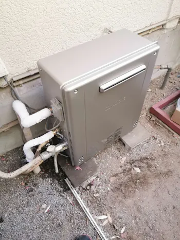 神奈川県中郡二宮町のお客様のガス給湯器交換工事