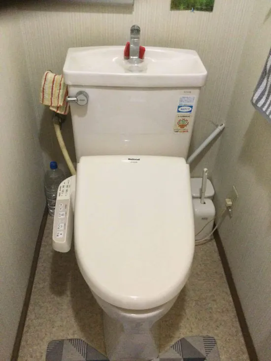 工事前　東京都青梅市のお客様の便座交換工事