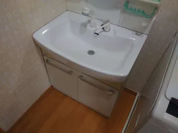 愛知県名古屋市のお客様の洗面化粧台交換工事　具体的な工事内容3