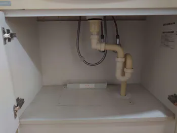 愛知県名古屋市のお客様の洗面化粧台交換工事　具体的な工事内容4