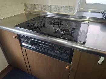 宮城県仙台市青葉区のお客様のビルトインコンロ・レンジフードセット工事　具体的な工事内容3