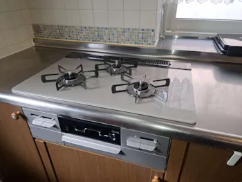 宮城県仙台市青葉区のお客様のビルトインコンロ・レンジフードセット工事　具体的な工事内容1