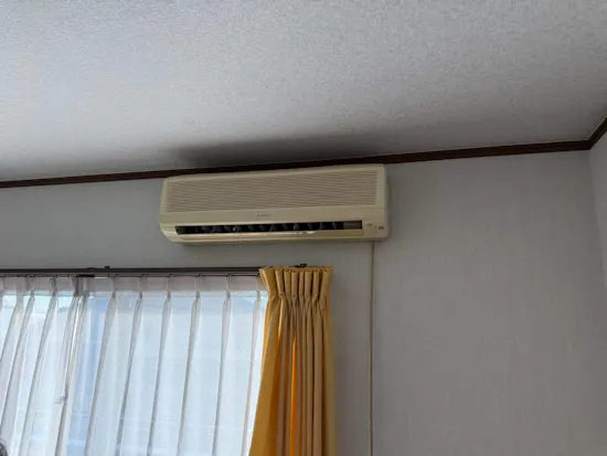 工事前　静岡県富士市のお客様のエアコン工事