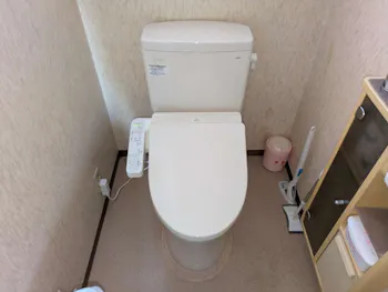 静岡県富士市のお客様の２階トイレ交換工事