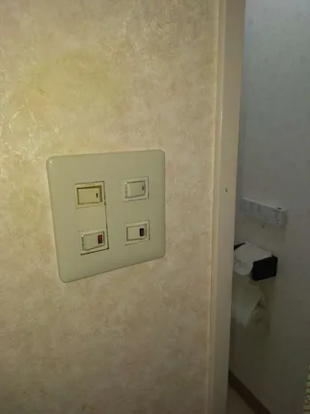 東京都昭島市のお客様のスイッチ交換工事