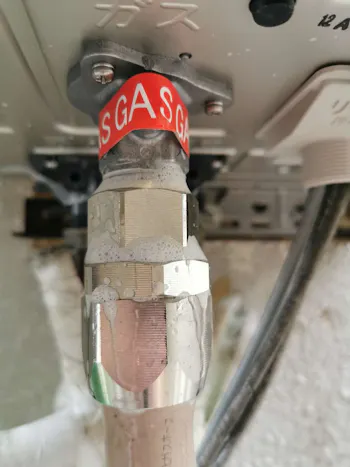 神奈川県横浜市のお客様の給湯器工事　具体的な工事内容2