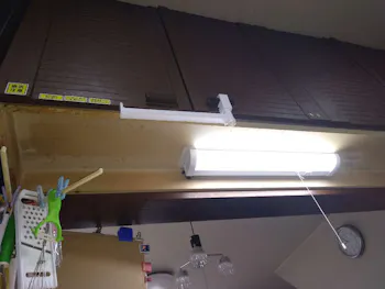 東京都青梅市のお客様のキッチン照明交換工事　具体的な工事内容1