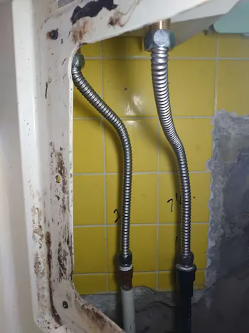 愛知県名古屋市のお客様の浴室水栓交換工事　具体的な工事内容2