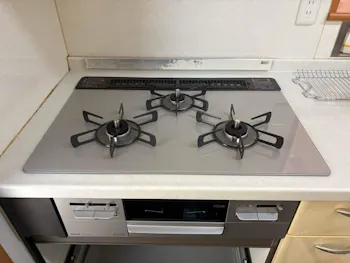 東京都町田市のお客様のビルトインコンロ・レンジフードセット工事　具体的な工事内容1