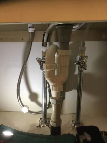 東京都青梅市のお客様の洗面水栓交換工事　具体的な工事内容2