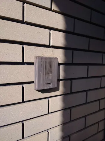 東京都青梅市のお客様のドアホン交換工事　具体的な工事内容1