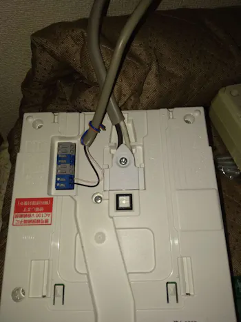 東京都青梅市のお客様のドアホン交換工事　具体的な工事内容5