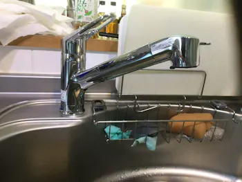 東京都青梅市のお客様のキッチン水栓交換工事　具体的な工事内容1