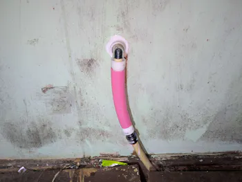 静岡県磐田市のお客様の浴室水栓交換工事　具体的な工事内容1