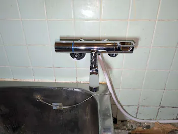 静岡県磐田市のお客様の浴室水栓交換工事