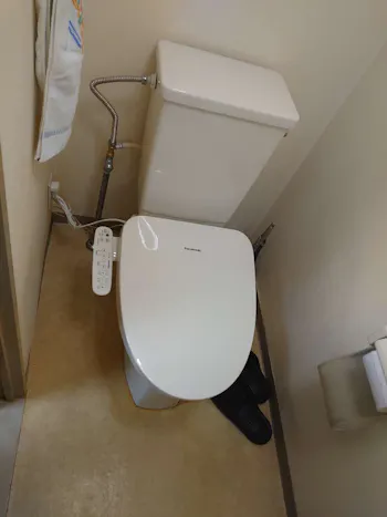 愛知県名古屋市瑞穂区のお客様の便座交換工事