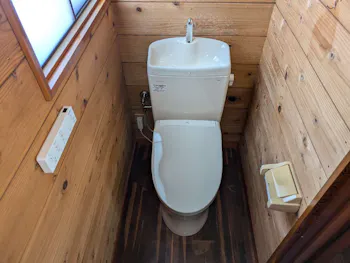 静岡県御殿場市のお客様の1階、2階トイレ交換工事　具体的な工事内容1