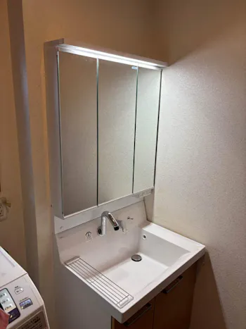 茨城県龍ケ崎市のお客様の洗面化粧台交換工事