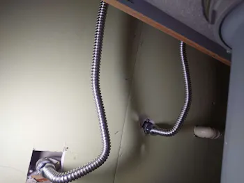 愛知県名古屋市のお客様のキッチン水栓交換工事　具体的な工事内容1