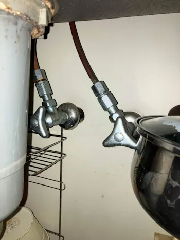 新潟県新潟市北区のお客様のキッチン水栓工事　具体的な工事内容2