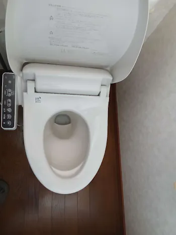 茨城県水戸市のお客様の温水洗浄便座交換工事