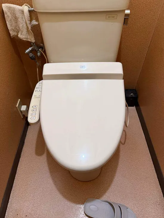 工事前　栃木県塩谷郡塩谷町のお客様の便座交換工事