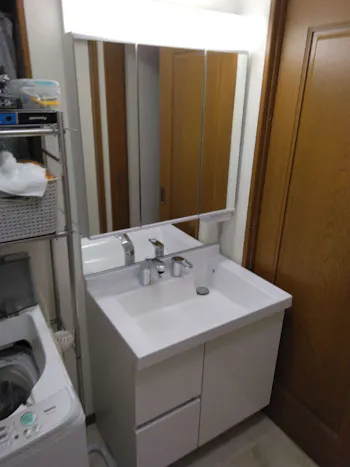 東京都武蔵村山市のお客様の洗面化粧台交換工事