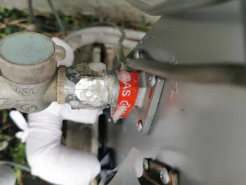 神奈川県藤沢市のお客様の給湯器工事　具体的な工事内容3