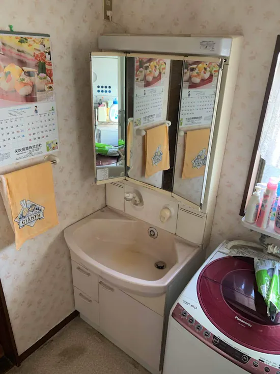 工事前　埼玉県羽生市のお客様の洗面化粧台交換工事