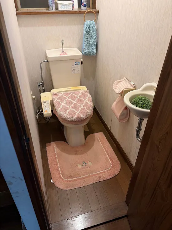 工事前　山梨県南都留郡西桂町のお客様のトイレ工事