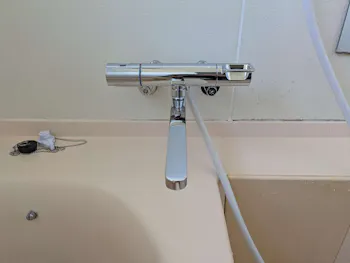 静岡県浜松市浜北区のお客様の浴室壁付水栓交換工事