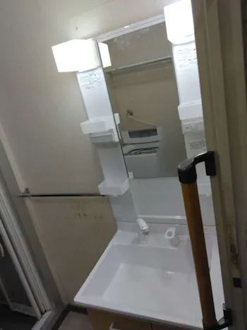 東京都八王子市のお客様の洗面化粧台交換工事