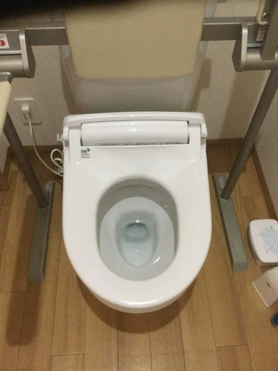 工事前　東京都青梅市のお客様の温水便座設置工事