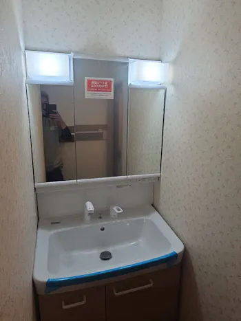 三重県津市のお客様の洗面化粧台工事