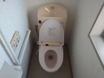 愛知県名古屋市瑞穂区のお客様の1・２階トイレ交換工事　具体的な工事内容2