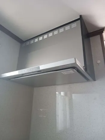東京都青梅市のお客様のレンジフード交換工事　具体的な工事内容1