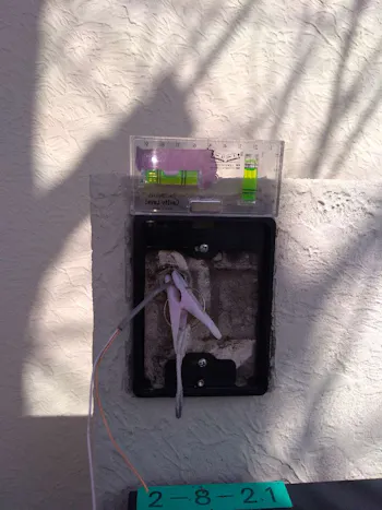 東京都羽村市のお客様のテレビドアホン交換工事　具体的な工事内容1