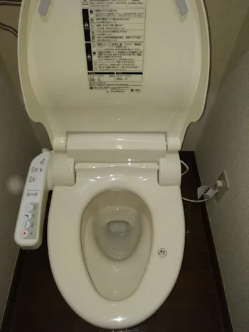 東京都青梅市のお客様の温水便座交換工事