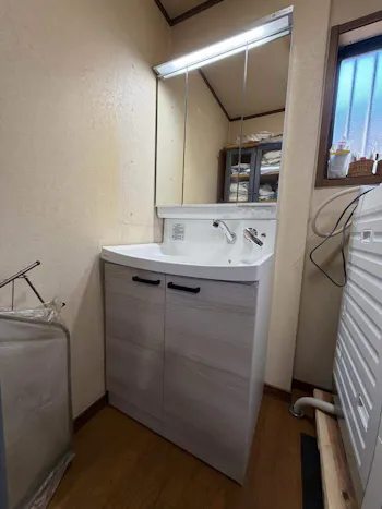 埼玉県久喜市のお客様の洗面化粧台交換工事