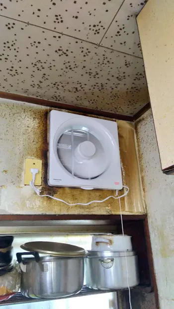 東京都福生市のお客様のキッチン換気扇工事