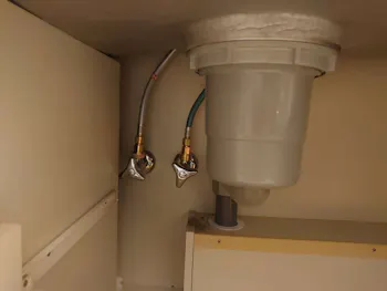 愛知県名古屋市中区のお客様のキッチン水栓工事　具体的な工事内容1