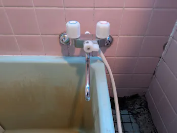 静岡県静岡市葵区のお客様の浴室水栓工事