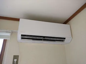 神奈川県逗子市のお客様のエアコン工事