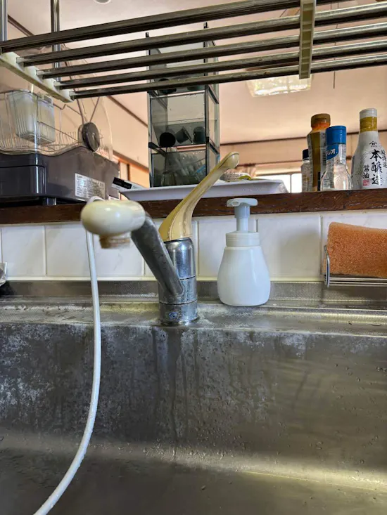 工事前　茨城県稲敷郡のお客様のキッチン水栓交換工事