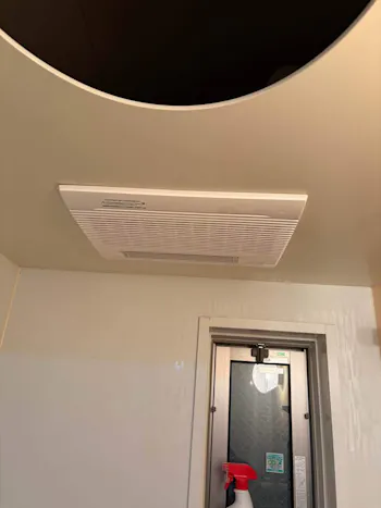 埼玉県入間郡毛呂山町のお客様の浴室換気扇工事　具体的な工事内容1