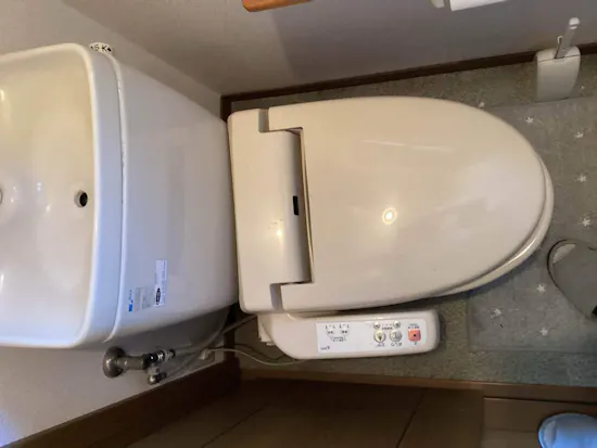 工事前　東京都羽村市のお客様のトイレ便座交換工事