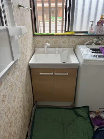 三重県いなべ市のお客様の洗面化粧台交換工事　具体的な工事内容2