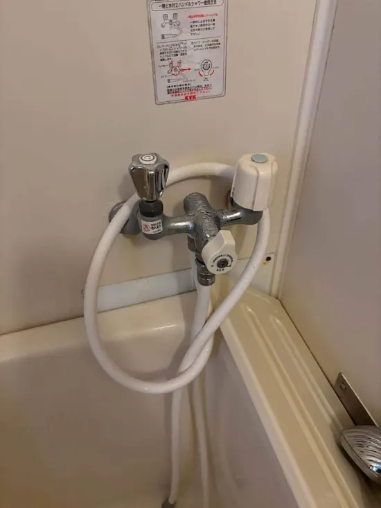 工事前　茨城県阿見町のお客様の水栓工事