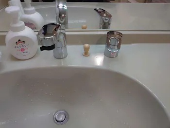 愛知県名古屋市のお客様の洗面水栓交換工事